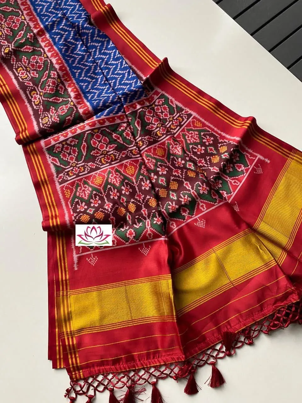 Double Ikat Patola Silk Saree