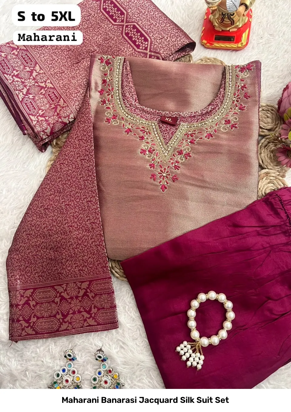 Maharani Banarasi Jacquard Silk Suit Set 4