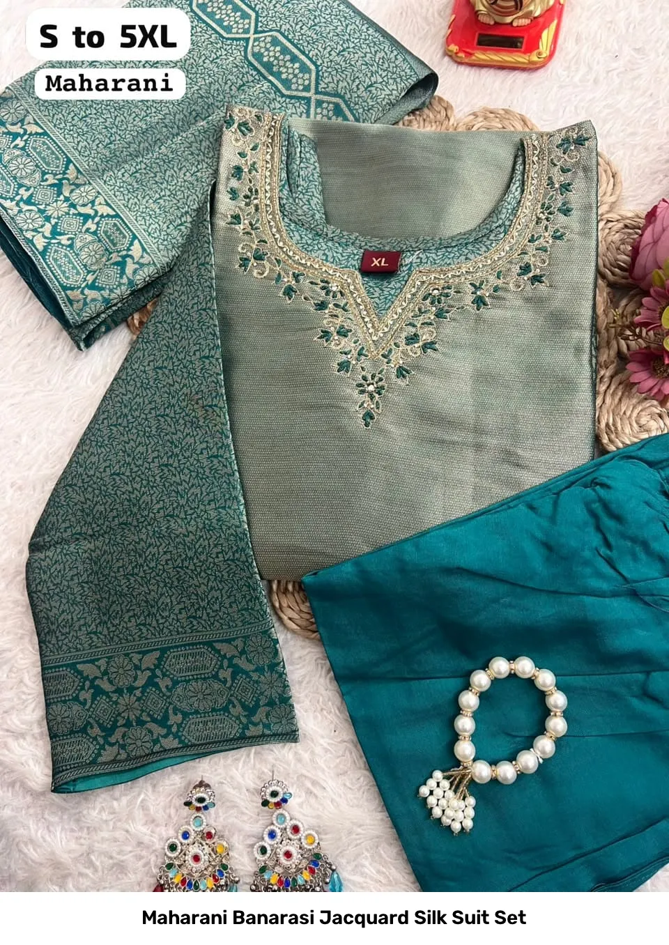 Maharani Banarasi Jacquard Silk Suit Set 8