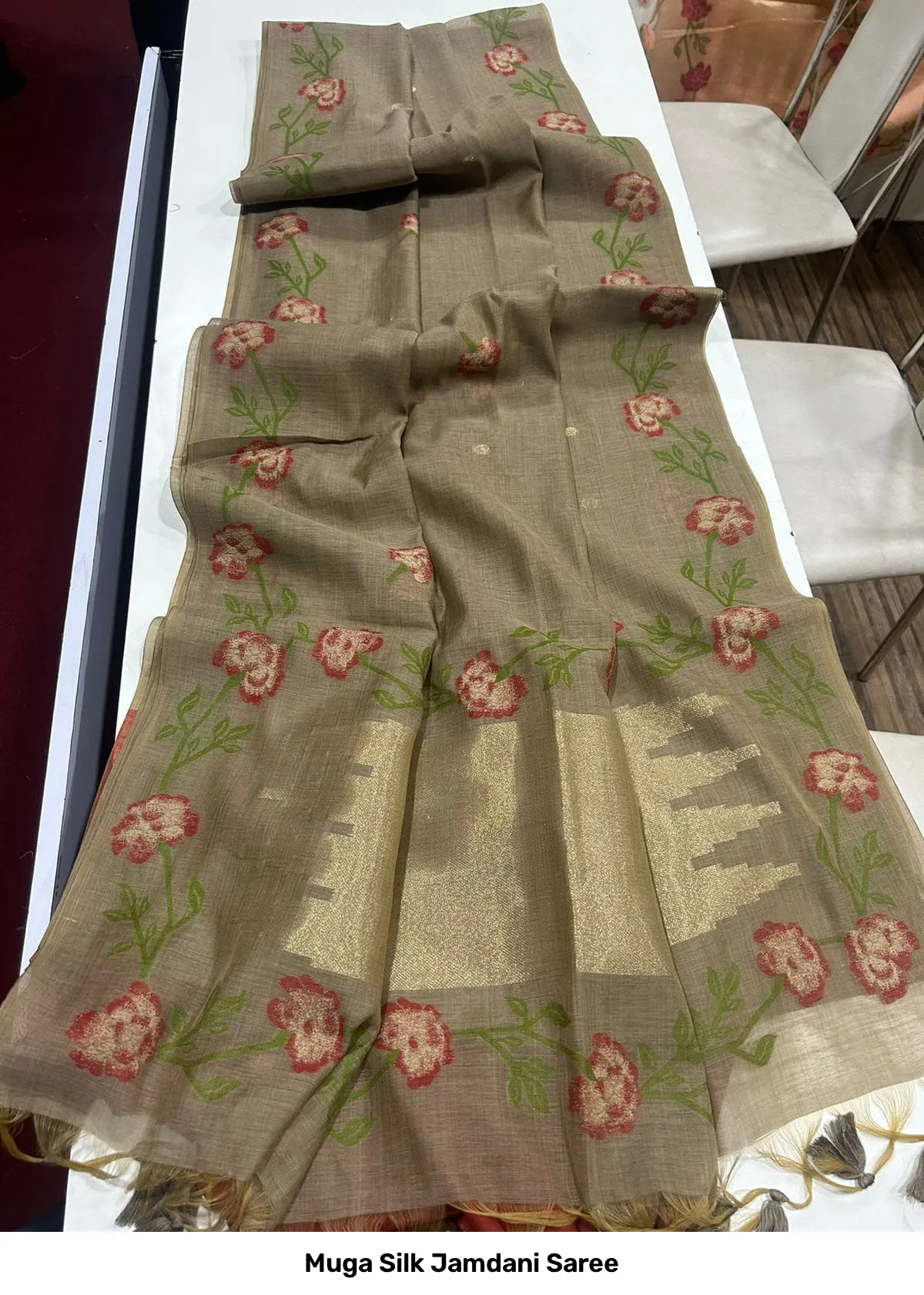 Muga Silk Jamdani Saree 10