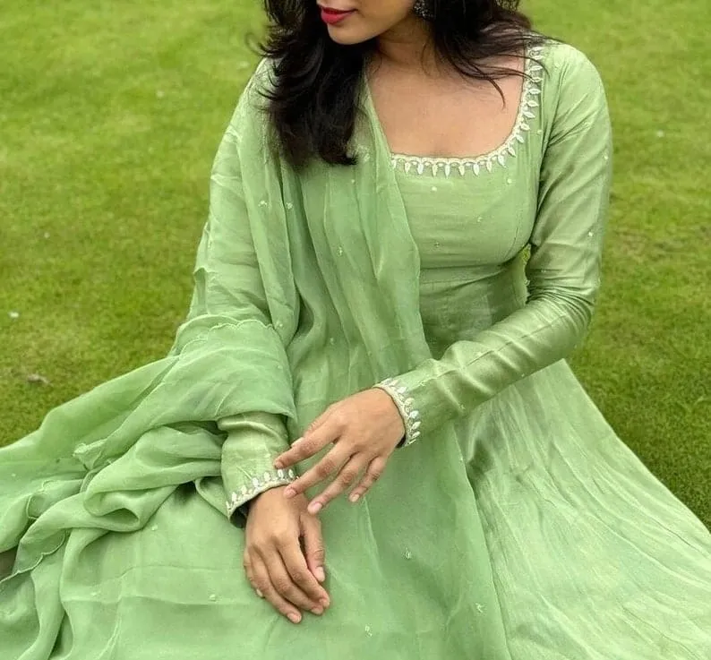 Pista Green Chanderi Silk Anarkali Suit Set | Flared Floor-Length Gown with Hand-Embroidered Cutwork Neckline, Full Sleeves & Scallop Dupatta
