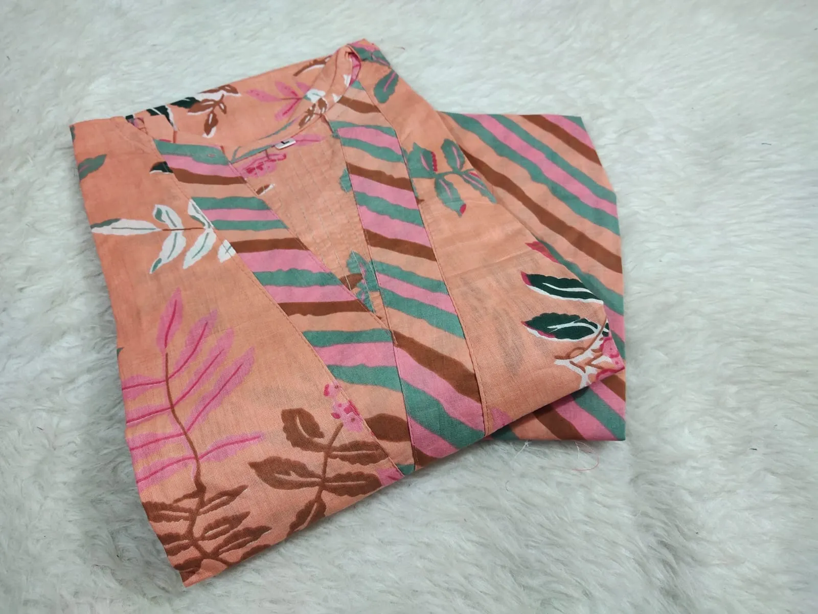 Pure Discharge Print Cotton Kurti Pant Set with Side Pocket | Bandhani & Botanical Print Daily Wear 2-Piece Kurta Trouser (S to 4XL)