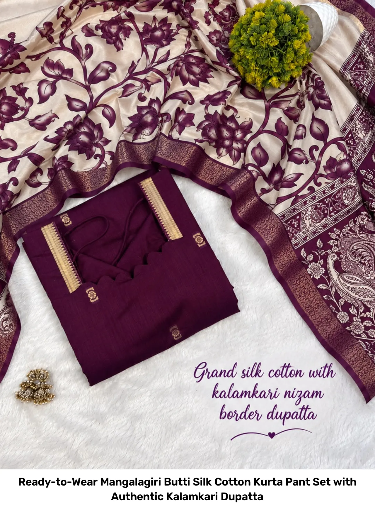 Ready-to-Wear Mangalagiri Butti Silk Cotton Kurta Pant Set with Authentic Kalamkari Dupatta 17
