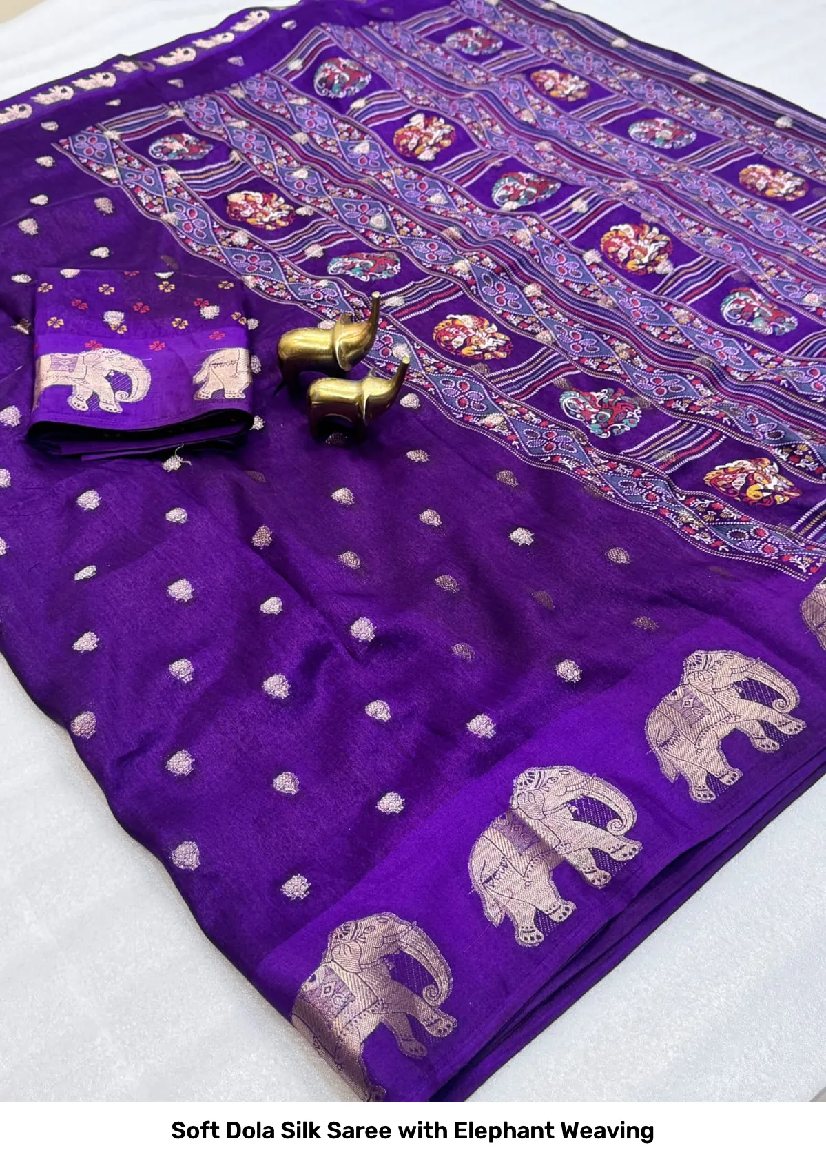 Soft Dola Silk Saree with Elephant Weaving 10