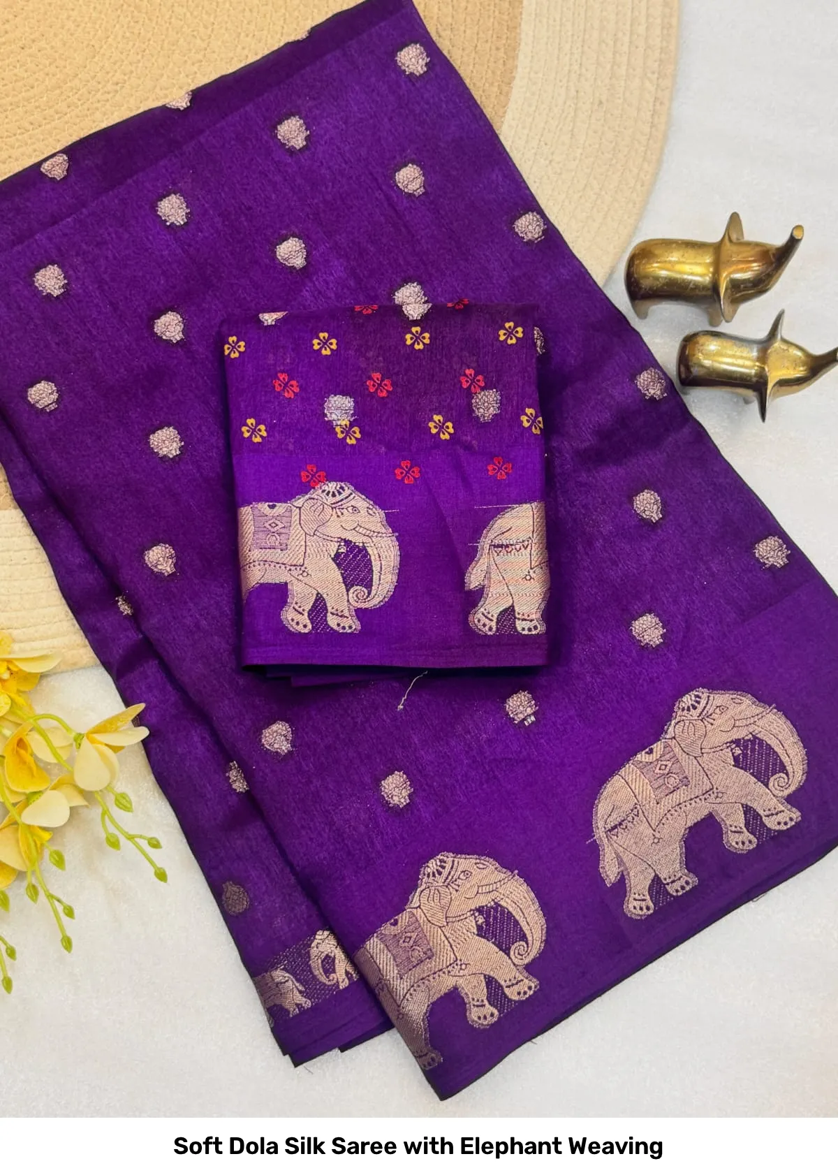 Soft Dola Silk Saree with Elephant Weaving 3