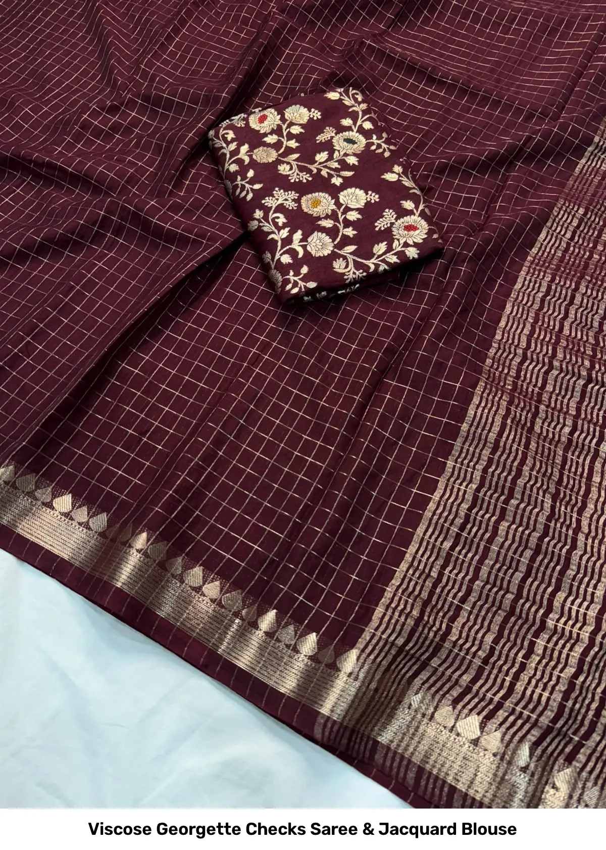 Viscose Georgette Checks Saree & Jacquard Blouse 3